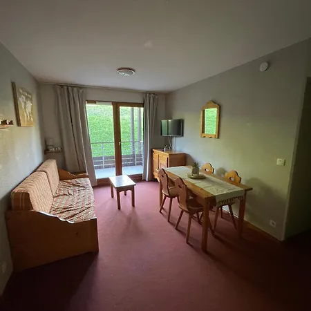 Residences Les Pistes * Ле-Корбье